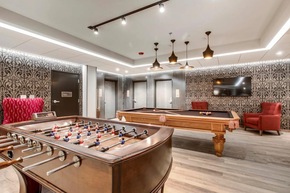 Billiard, Game Room, Entertainment