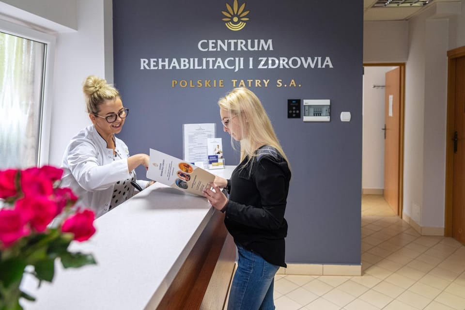 Staff, People, Lobby or reception, Spa and wellness centre/facilities