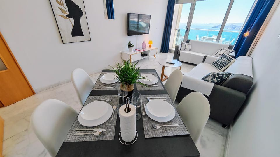 TV and multimedia, Living room, Dining area, Sea view