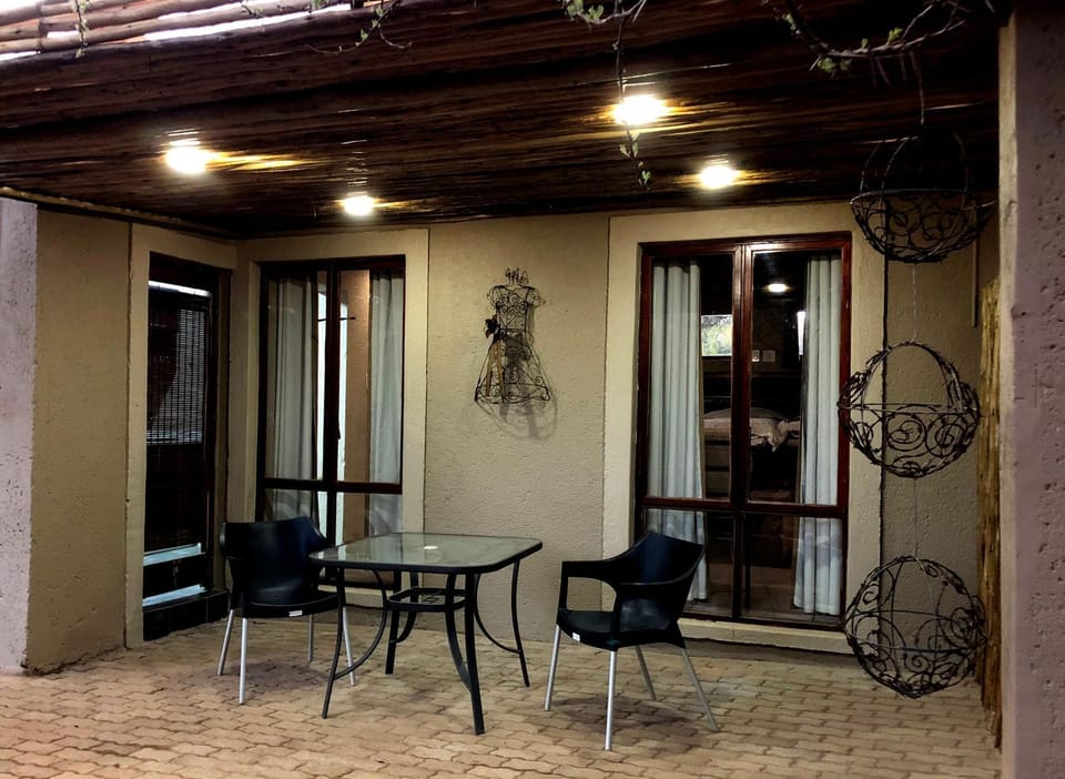 Mabalingwe Elephant Lodge Nature lodge in North West, South Africa