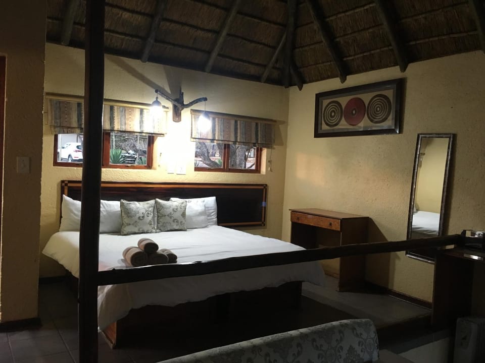Mabalingwe Elephant Lodge Nature lodge in North West, South Africa