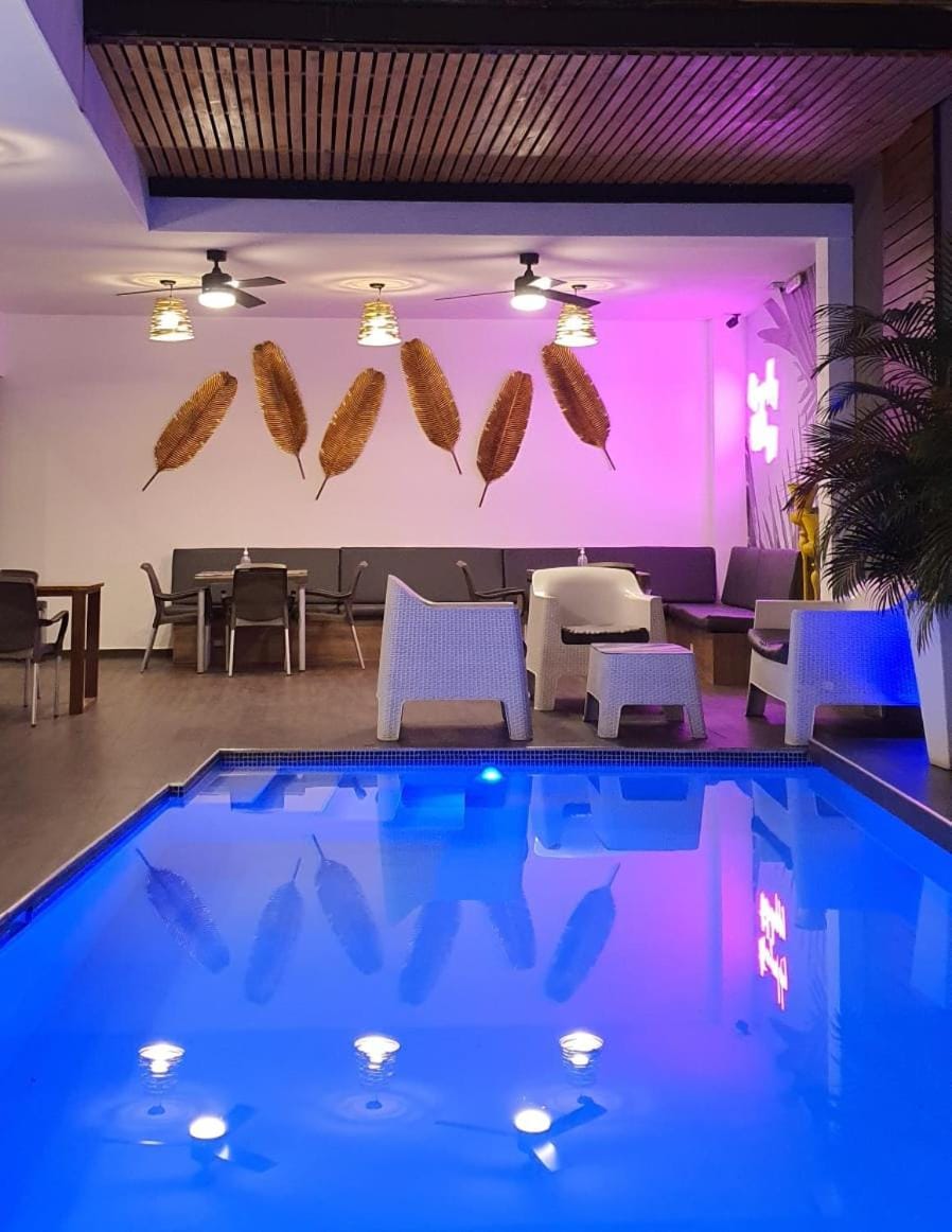 Swimming pool