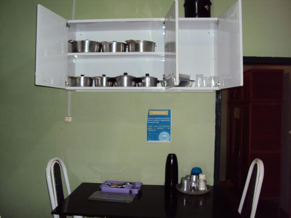 Kitchen or kitchenette, Dining area, Communal kitchen