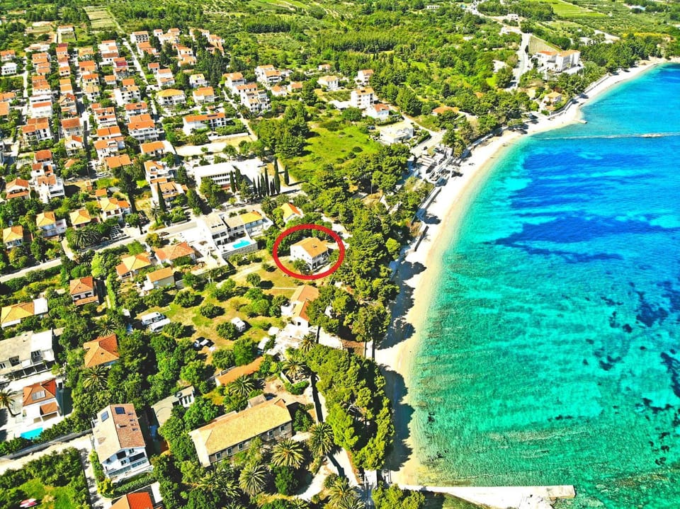 Property building, Beach