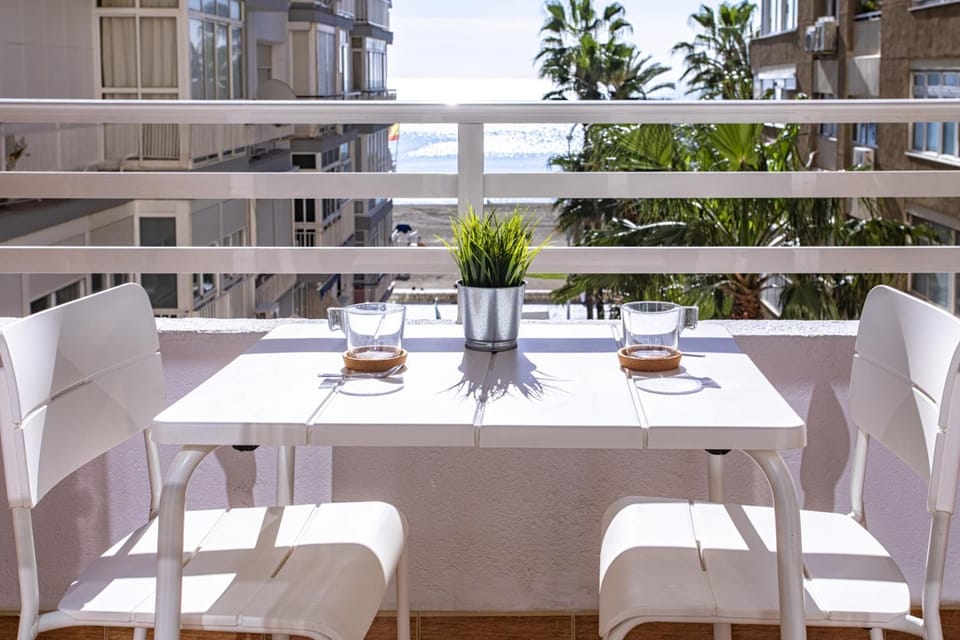Balcony/Terrace, Sea view, Street view