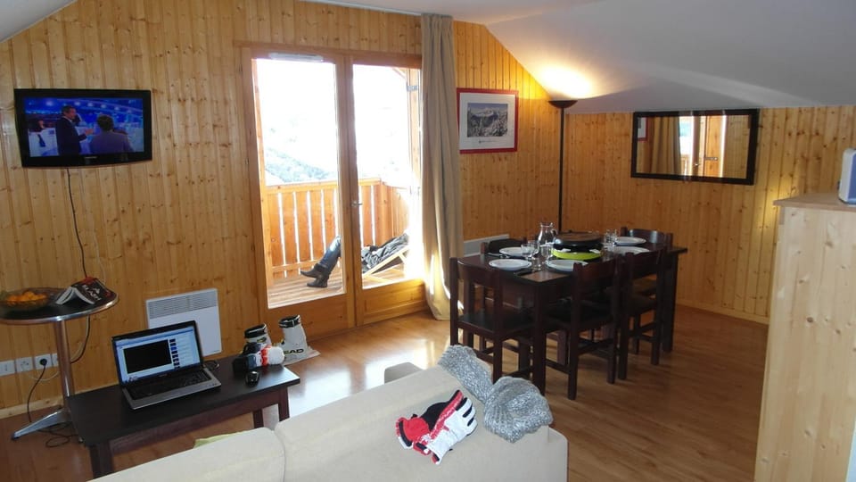 Balcony/Terrace, Seating area, Dining area