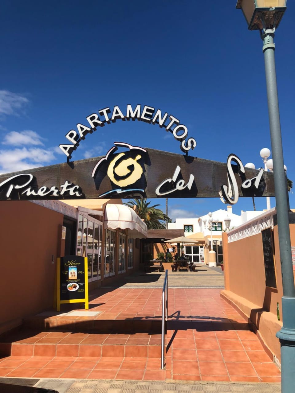 Facade/entrance, Pets