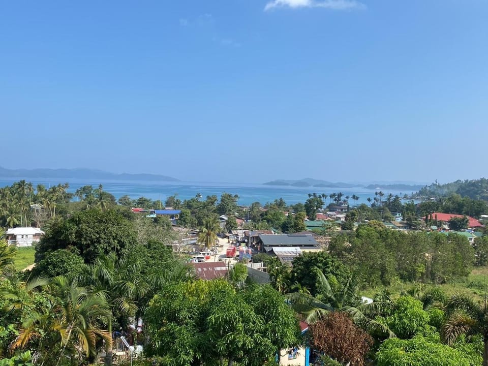 Santa Claus Hilltop Bed and Breakfast in San Vicente
