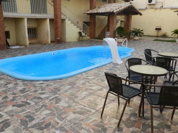 Patio, Day, Swimming pool