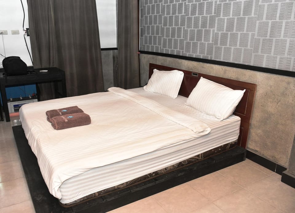 Oseda Nias Surf House Bed and Breakfast in Indonesia