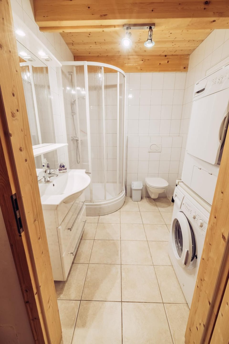 Toilet, Bathroom, washing machine, dryer