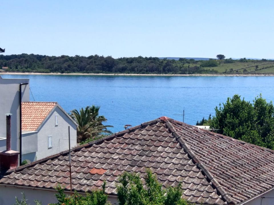Neighbourhood, Beach, Sea view