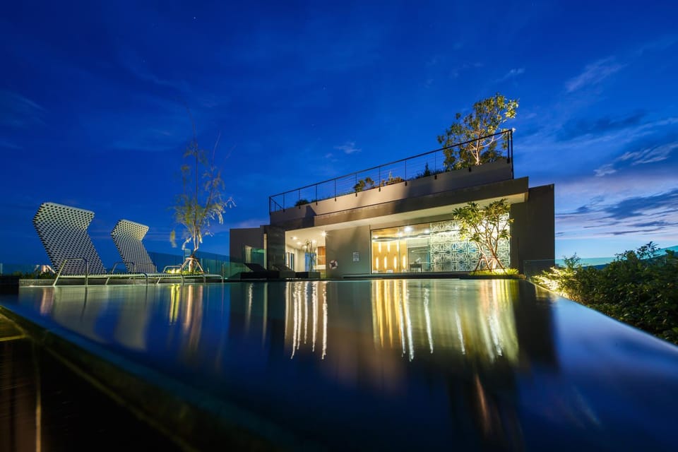 Pool view, Swimming pool
