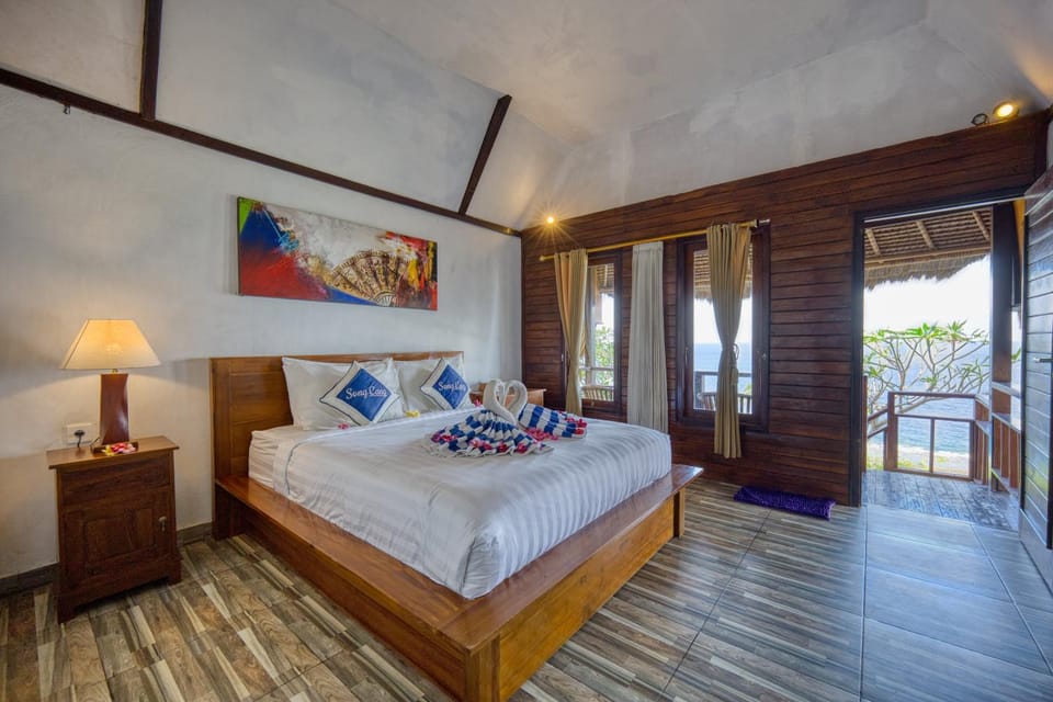 Bed, Photo of the whole room, Bedroom, Sea view, towels