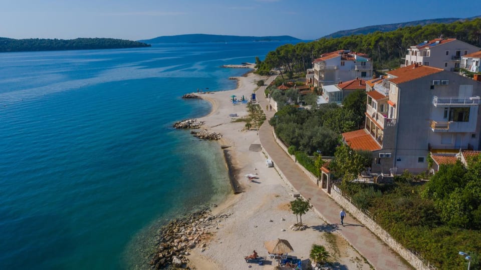 Bird's eye view, Sea view