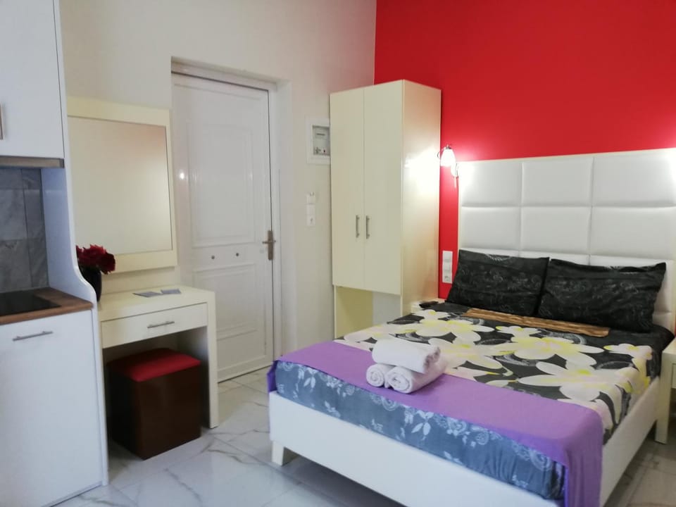 Spiros Rooms Bed and Breakfast in Peloponnese, Western Greece and the Ionian
