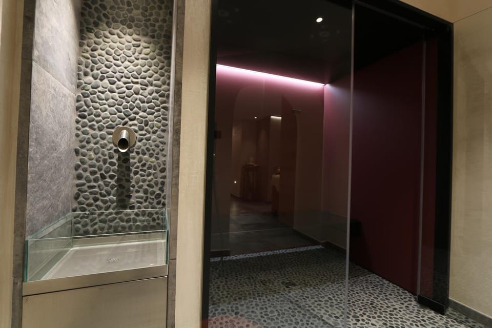 Steam room, Spa and wellness centre/facilities