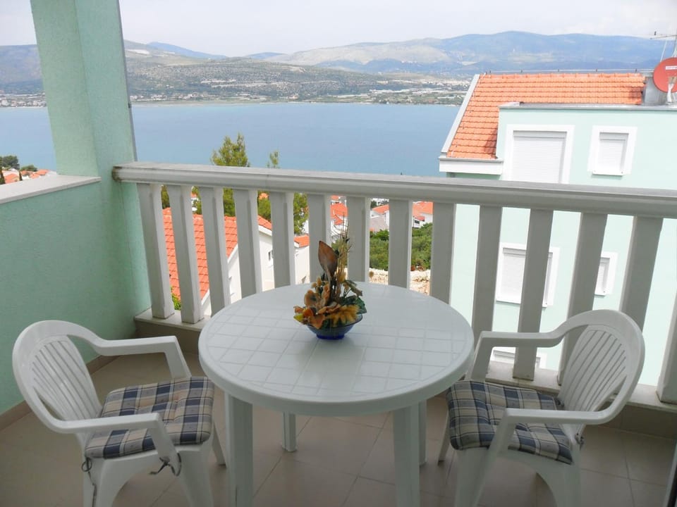 Apartments Villa Bayview Apartment in Šibenik-Knin County, Croatia