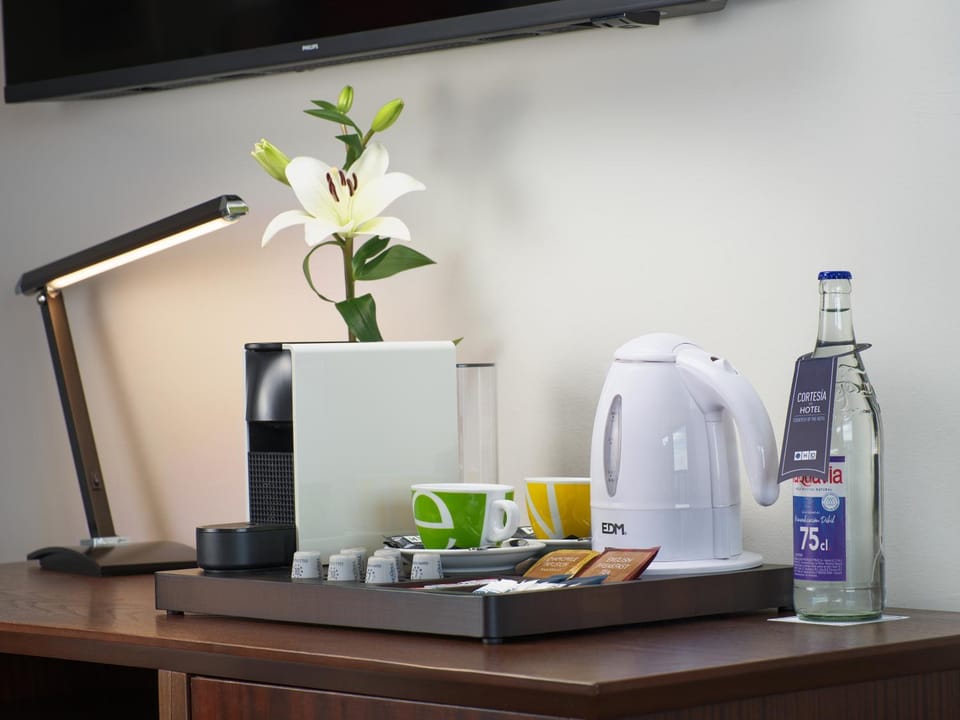 Coffee/tea facilities, Drinks