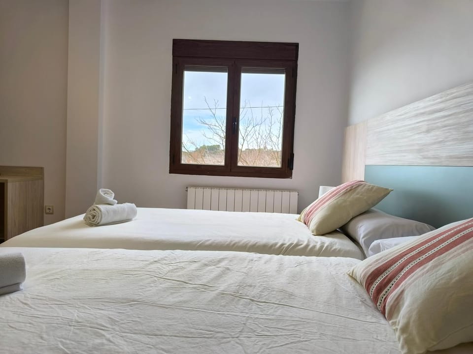 Bed, Garden view
