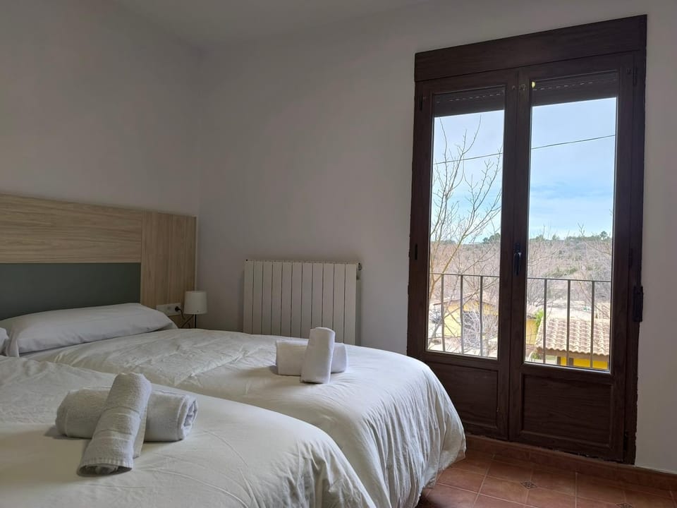 Bed, Garden view