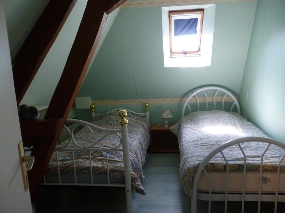 Charmant appartement à la ferme, 2 chambres, Wi-Fi, proche Auxi-le-Château - FR-1-376-28 House in Hauts-de-France