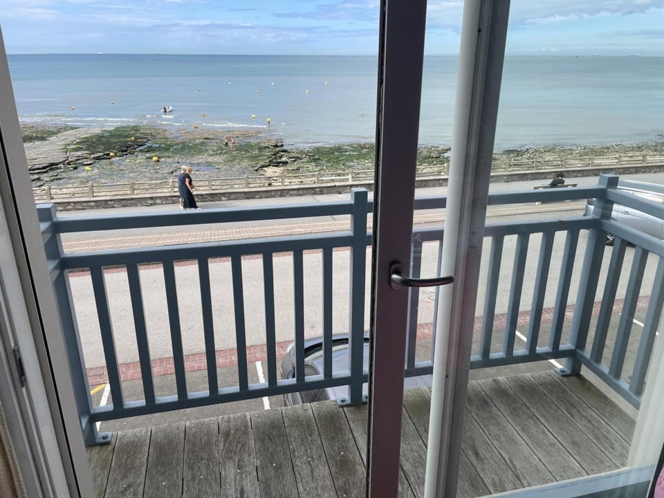Tourmaline - Vue Mer & Fort - Confort & Evasion Apartment in Ambleteuse