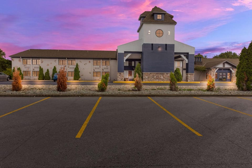 Property building, Sunset