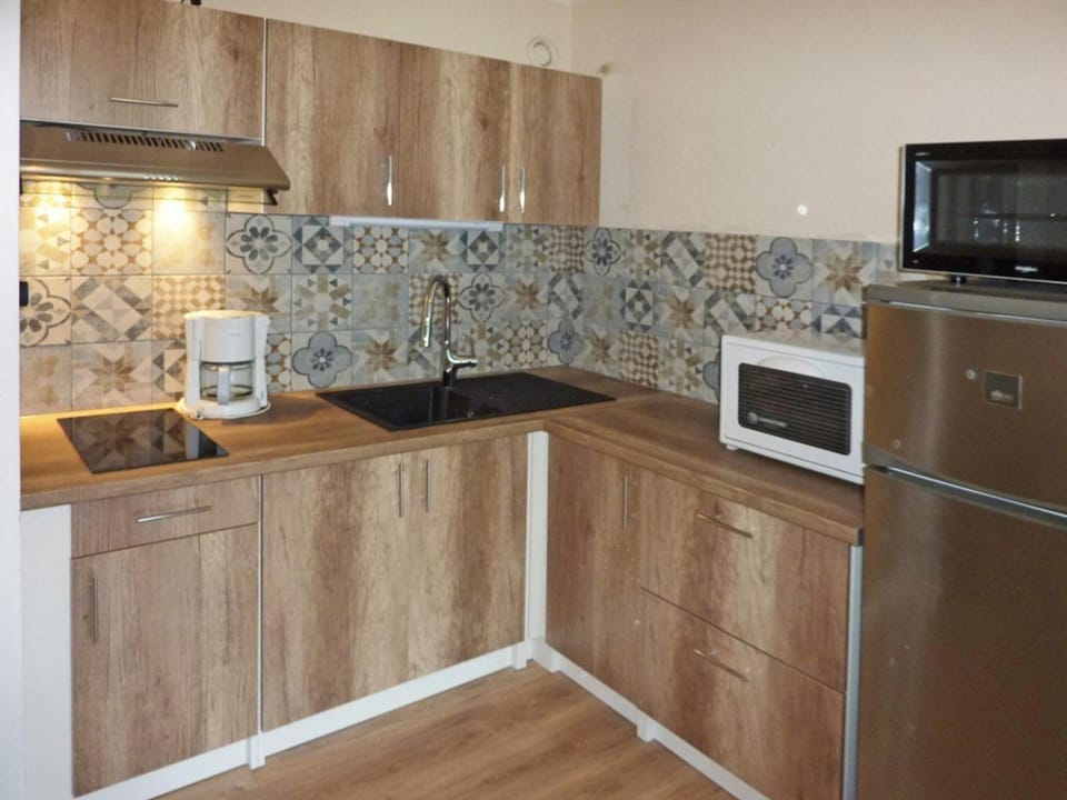 Studio cosy 5 pers, accès direct pistes, balcon sud/ouest - FR-1-322-306 Apartment in Provence-Alpes-Côte d'Azur