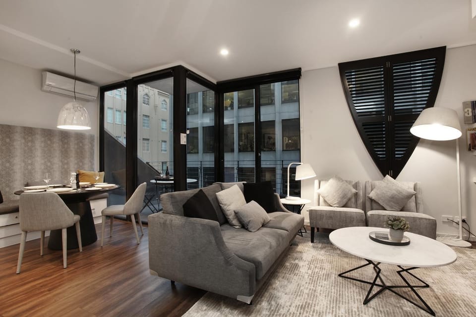 Kitchen or kitchenette, Living room
