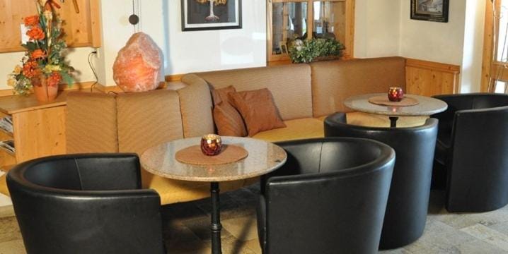Lounge or bar