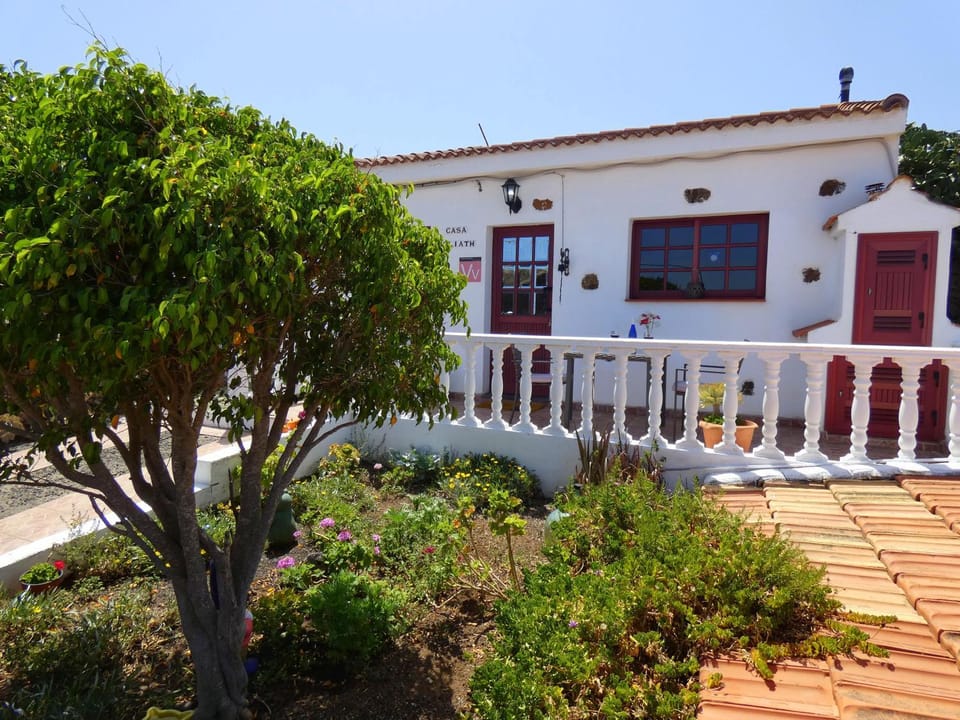 Property building, Balcony/Terrace
