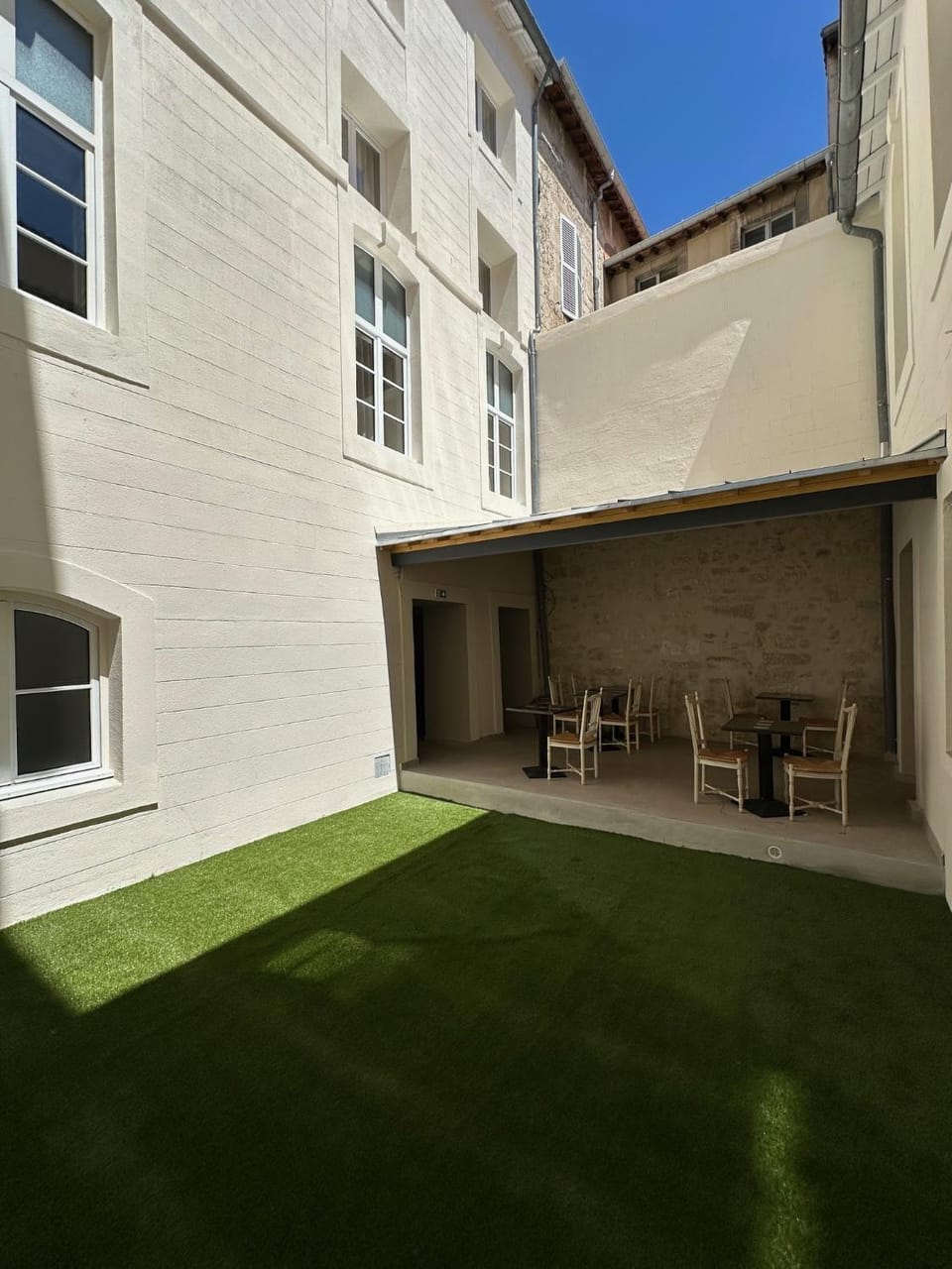 Patio, Buffet breakfast