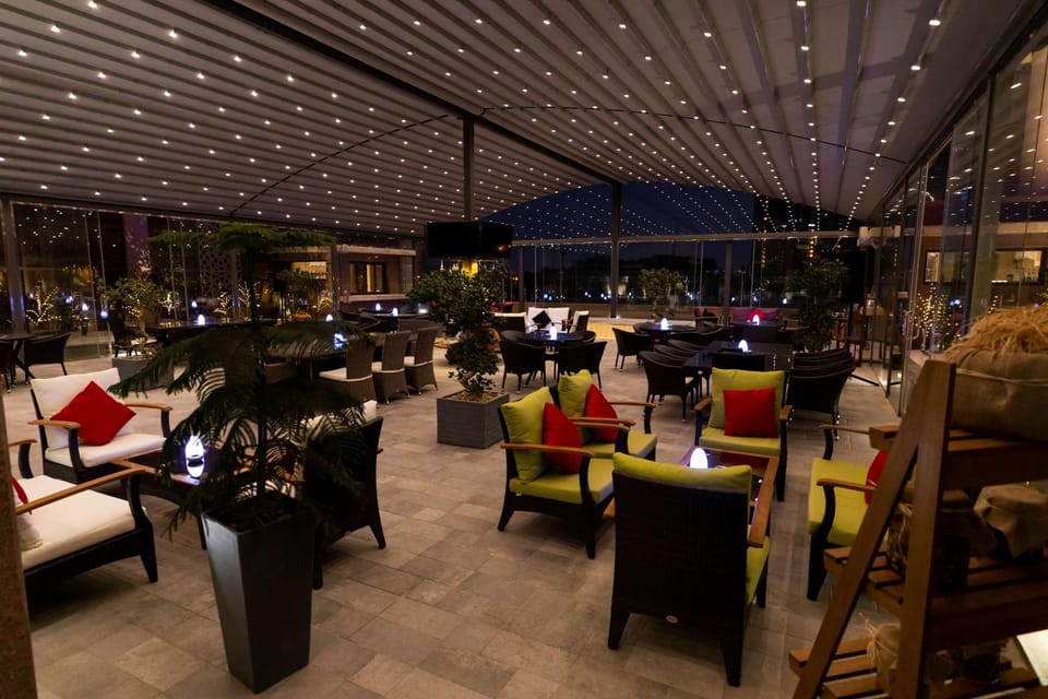 Lounge or bar, On site