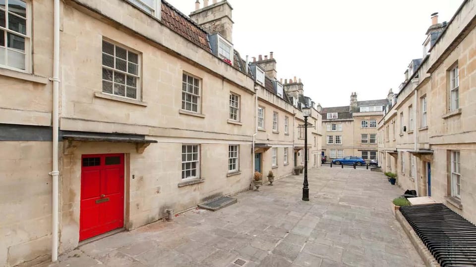 Facade/entrance, Street view