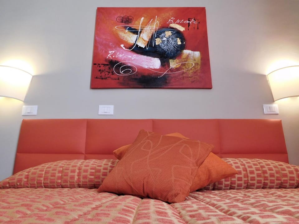 Bed, Decorative detail