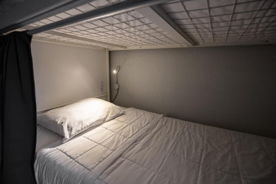 bunk bed