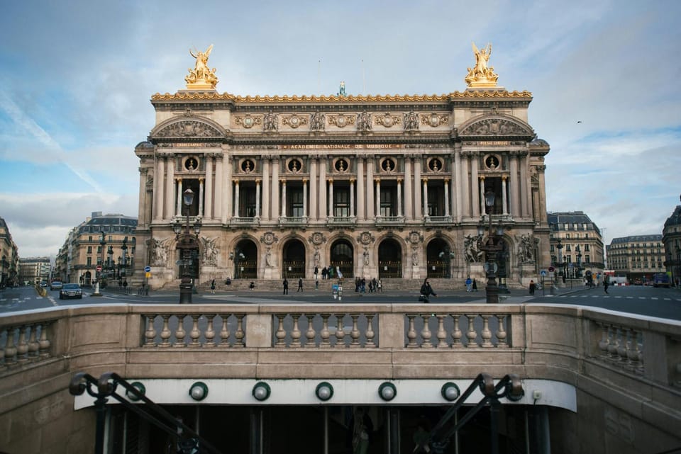 Hôtel Lebron Hotel in Paris