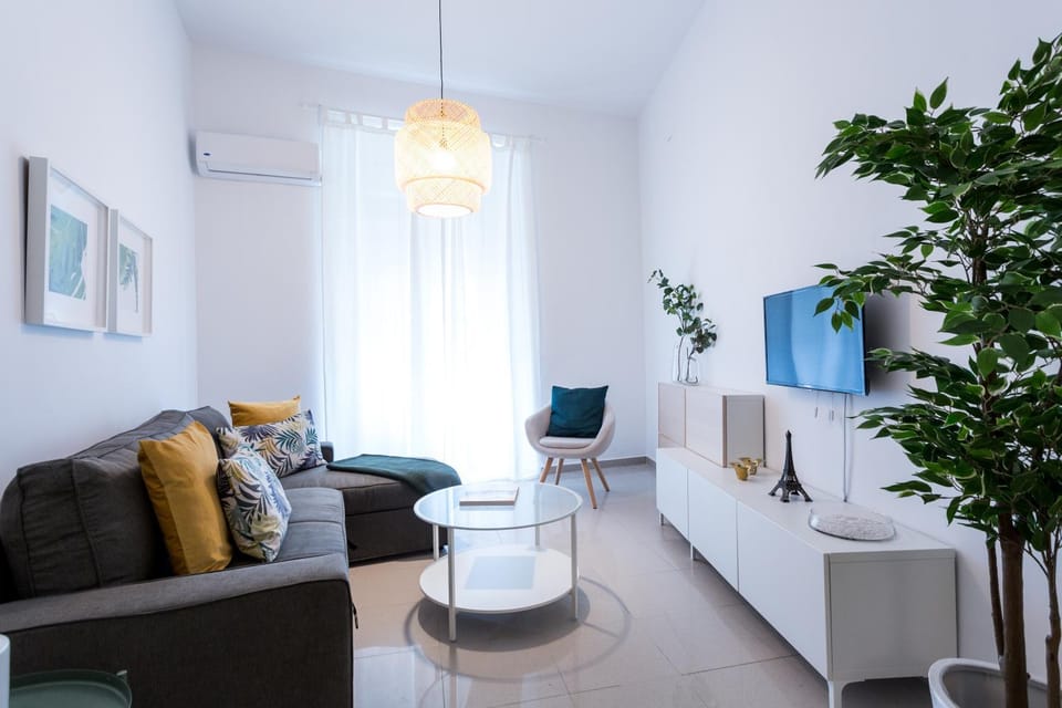 Apartamentos Diaber Gerona 22 Apartment in Seville