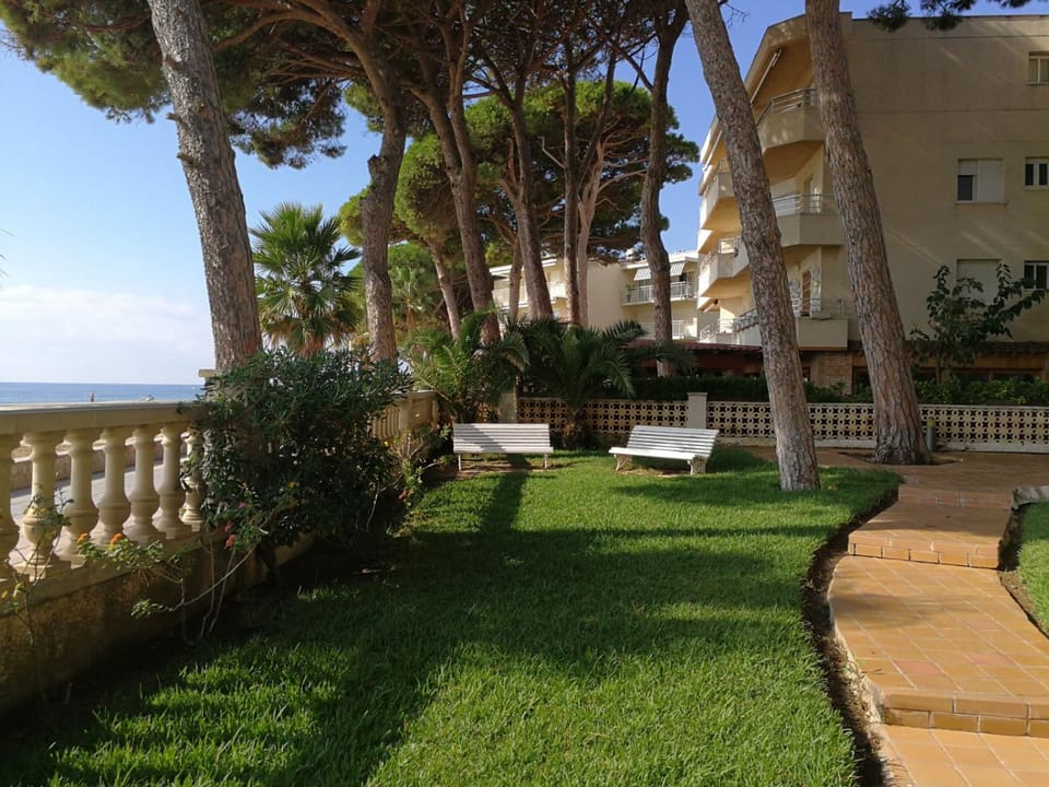 Apartamentos Versailles Apartment in Cambrils