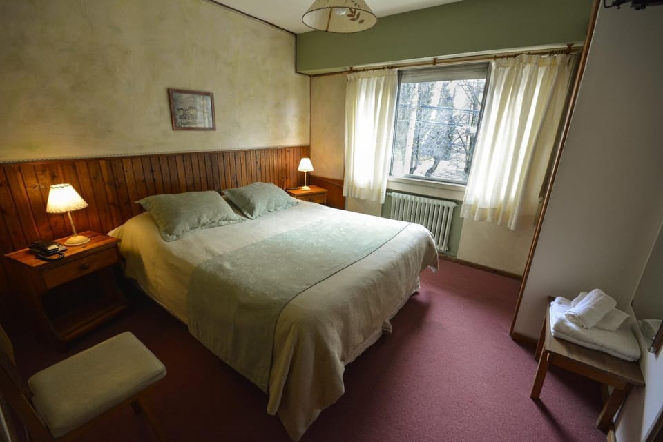 Day, Photo of the whole room, Photo of the whole room