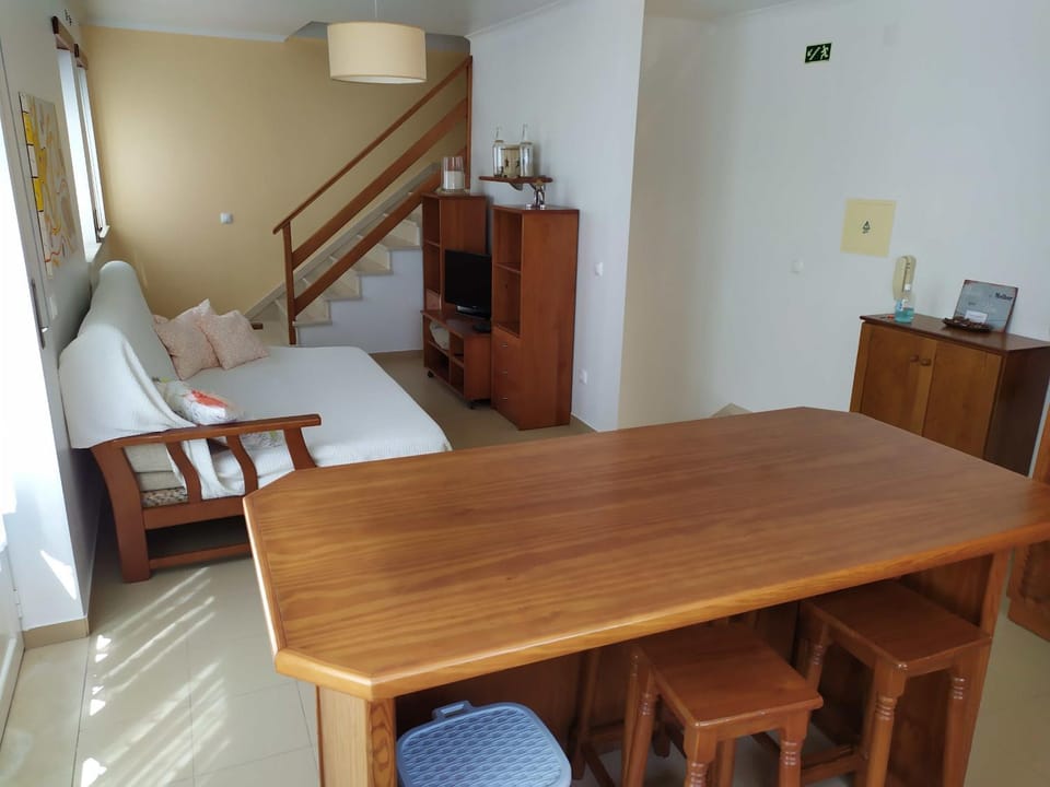 Amoreiras House in Peniche
