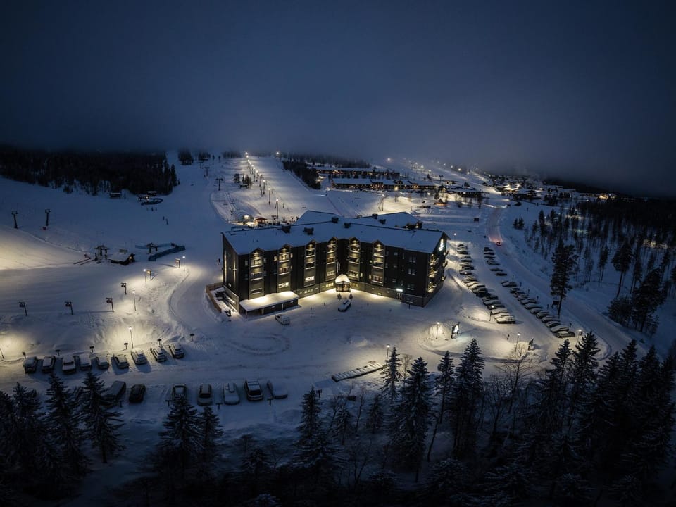 Property building, Restaurant/places to eat, Night, Natural landscape, Winter, Breakfast