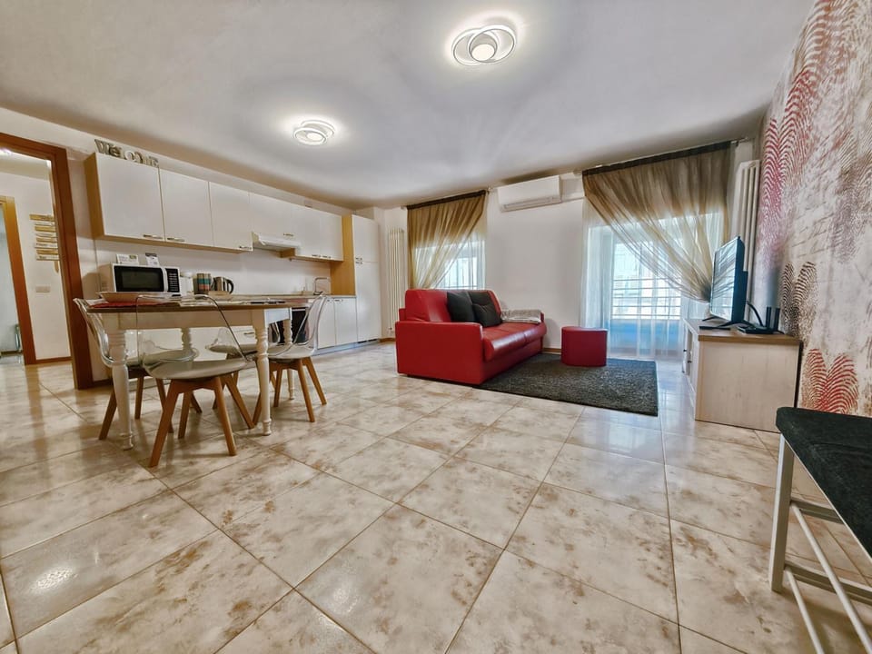 RivApartmentsDowntowN Love Apartment in Riva del Garda