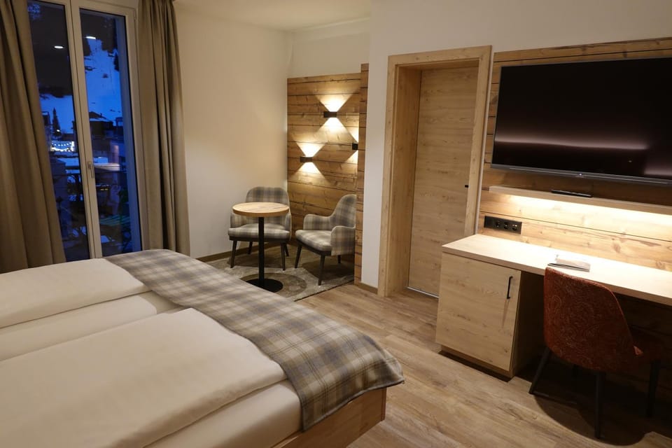 Bed, TV and multimedia