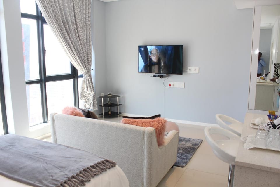 Pat Luxurious Studio Apartment in North West, South Africa