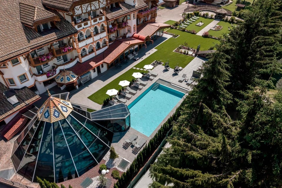 Renè Dolomites Boutique Hotel - Adults Preferred Hotel in Pozza di Fassa