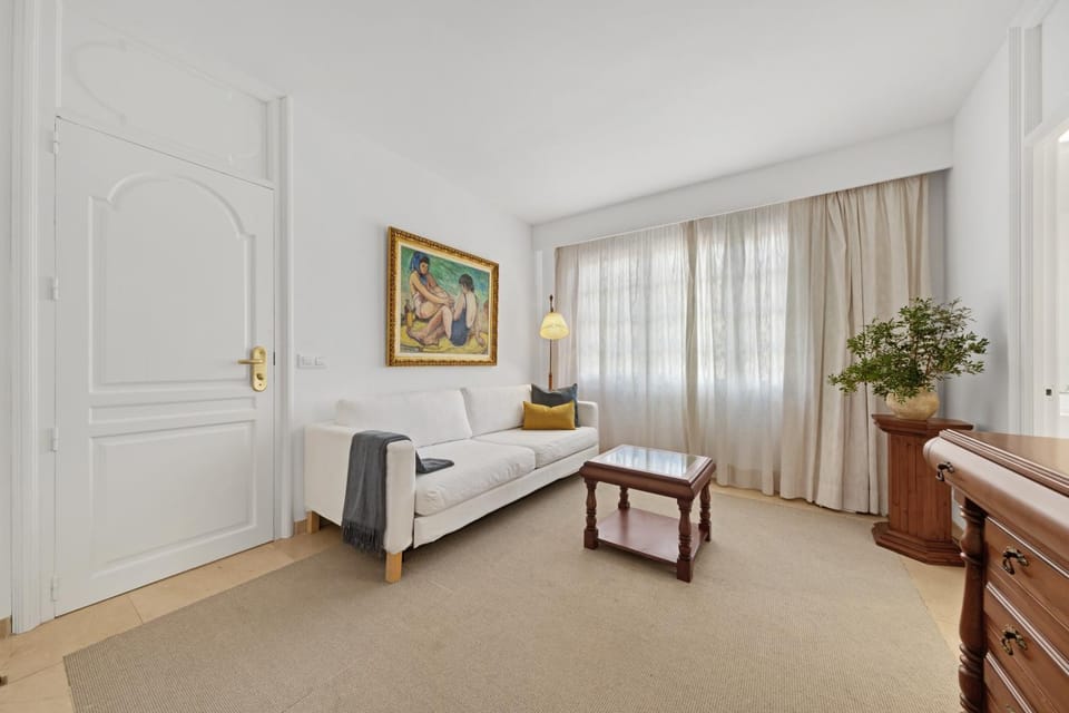 Living room, Seating area, Bedroom