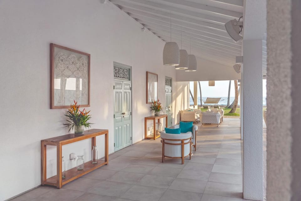 Garden, Lounge or bar, Seating area, Beach, Bedroom, Sea view
