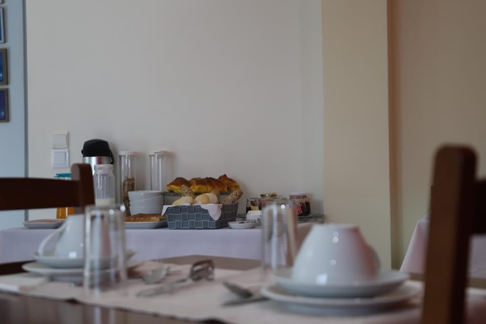 Continental breakfast